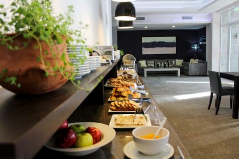 Dazzler by Wyndham Puerto Madryn