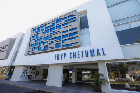 TRYP by Wyndham Chetumal, Front of property