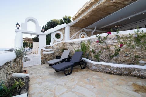 Pontikonisi Hotel, Room