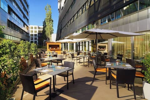 Sheraton Zurich Hotel, Restaurant