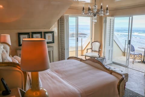 Birkenhead House, Room