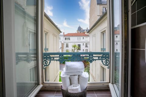 Nouvel Hôtel Paris, Room