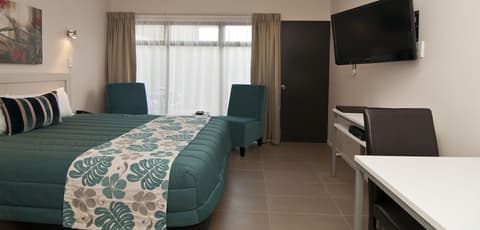 Breakwater Motel, Room