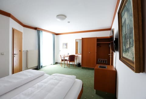 ANA Goggl, Trademark Collection by Wyndham