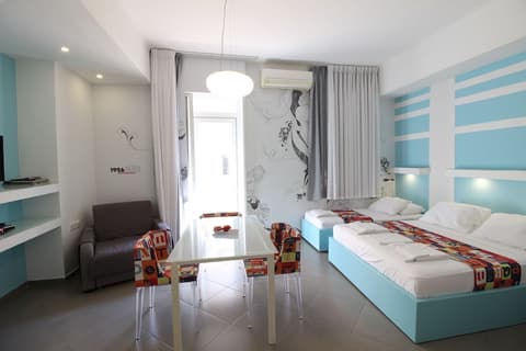 1926 Designed Apartments Hotel