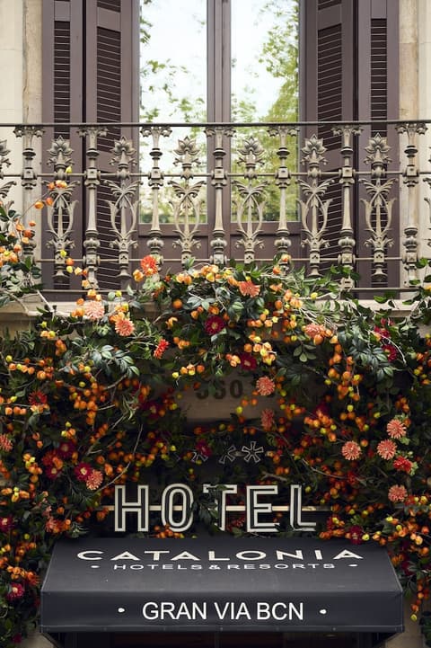 Catalonia Gran Vía BCN, Front of property