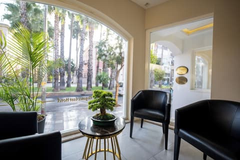 Elegance East Hotel - Boutique Class