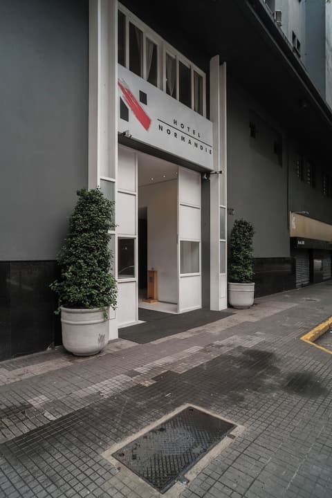 Hotel Normandie - by Easy Hotels, Front of property