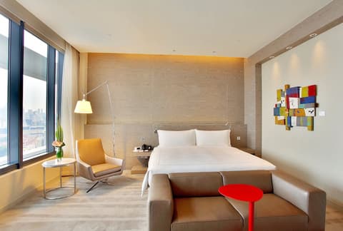 One Farrer Hotel, Room