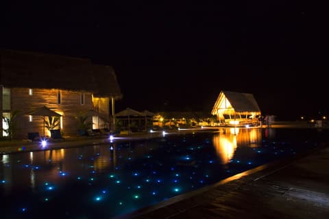 Maalu Maalu Resort & Spa
