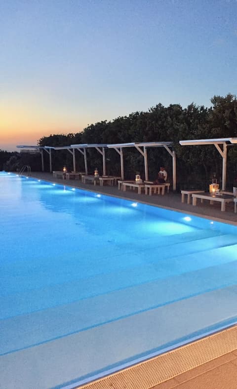 Casale del Murgese, Exterior