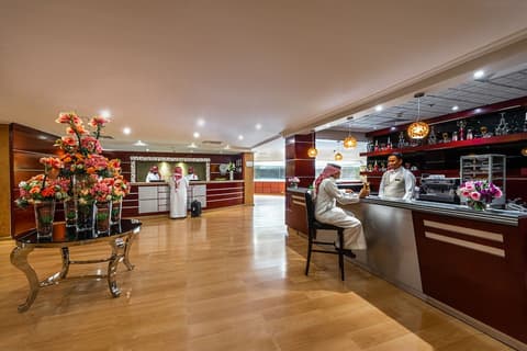 Boudl Abha, Reception