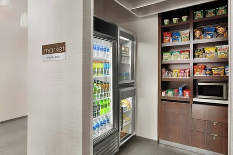 Courtyard by Marriott New York Manhattan / Chelsea