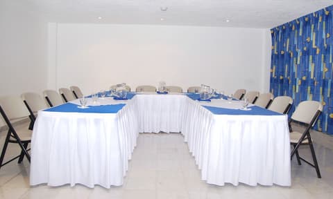 Hotel Acapulco Malibu, Meeting facility
