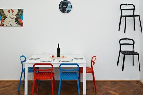 Central Downtown Apartments by Irundo