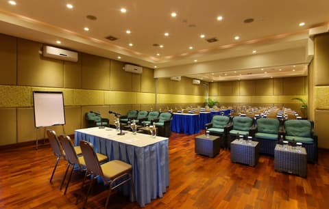 Praja Hotel, Meeting facility