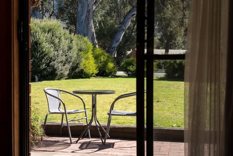 Kookaburra Motor Lodge, Terrace/patio