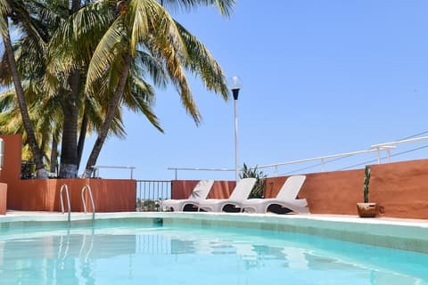 Hotel U Xul Kah, Pool