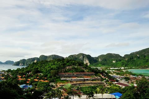 Phi Phi Arboreal Resort