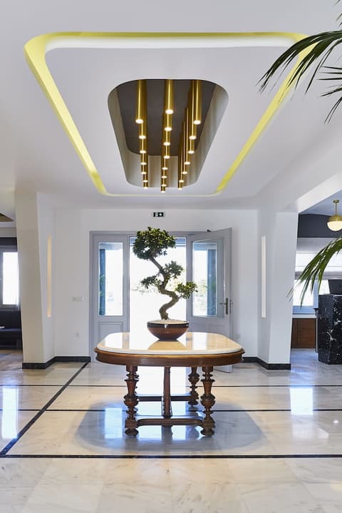 De Sol Spa Hotel, Interior entrance
