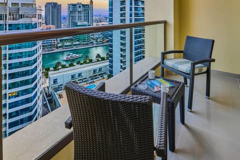 Ramada Hotel and Suites by Wyndham Dubai JBR