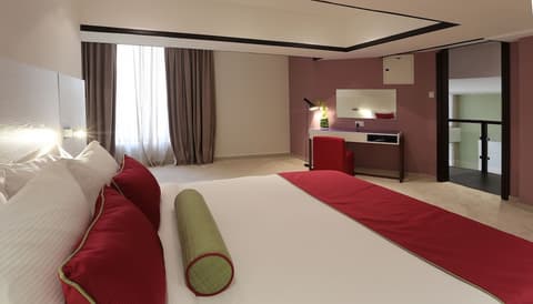 Ramada Hotel and Suites by Wyndham Dubai JBR