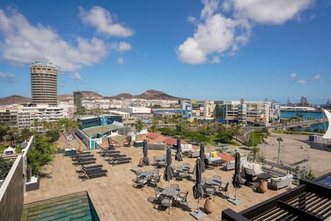 Hotel LIVVO Lumm, Pool