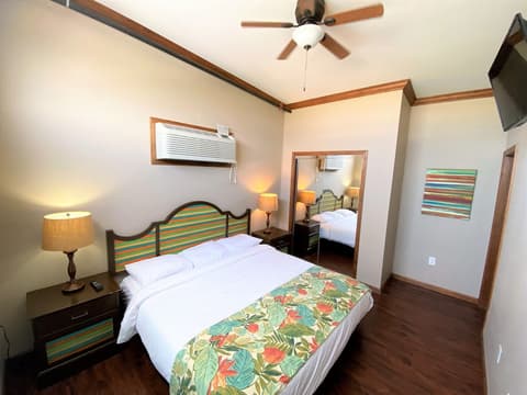 New Orleans RV Resort & Marina, Room