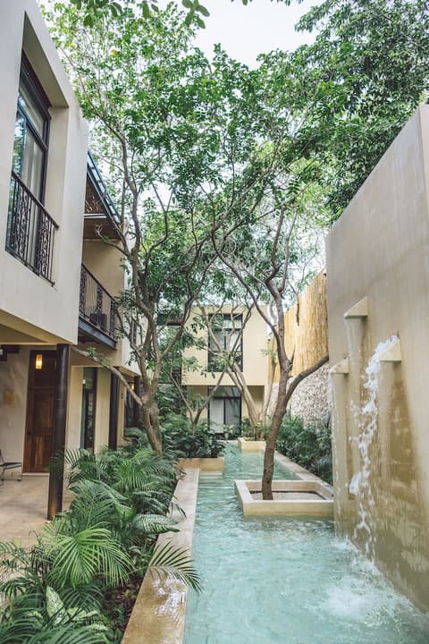 TreeHouse Boutique Hotel - Adults Only