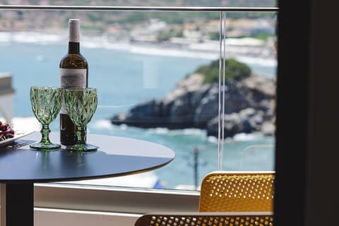 Mira Mare Luxury Residence