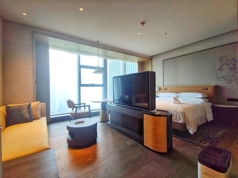 Courtyard by Marriott Luoyang