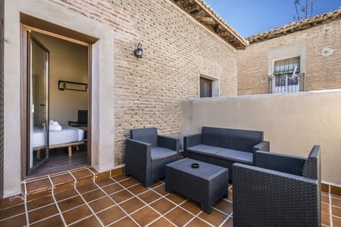 Dobo Azacanes Hostal, Terrace/patio