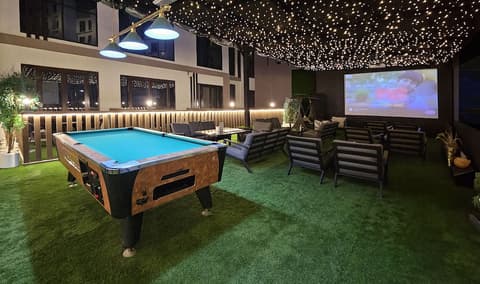 Grand Kingsgate Waterfront By Millennium Hotels