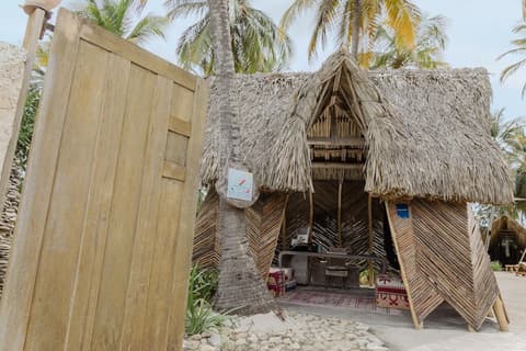 Éteka Slow Beach Hotel