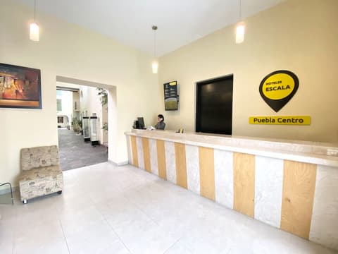 Hotel Escala Puebla Centro, Reception