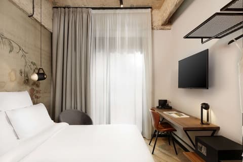 Anise Aluma Athens, Tapestry Collection by Hilton
