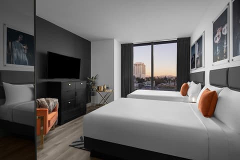 The ENGLISH Hotel, Las Vegas, a Tribute Portfolio Hotel, 21 and over, Room