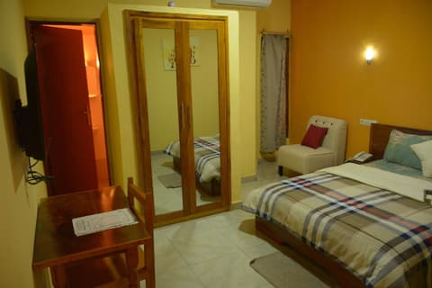 Florence Hotel Firenze Yamoussoukro, Room