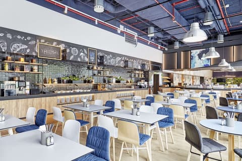 H2 Hotel Düsseldorf City, Dining