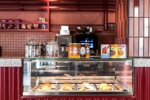 CX Turin Vanchiglia, Breakfast meal