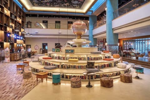 25hours Hotel Dubai One Central, Lobby