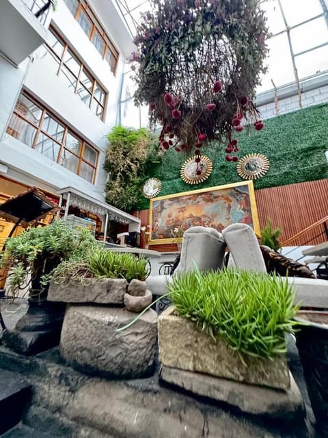 Intiwatana Hotel Boutique, Restaurant