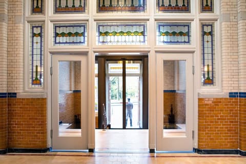Pillows Grand Boutique Hotel Maurits at the Park - Small Luxury Hotels, Interior entrance