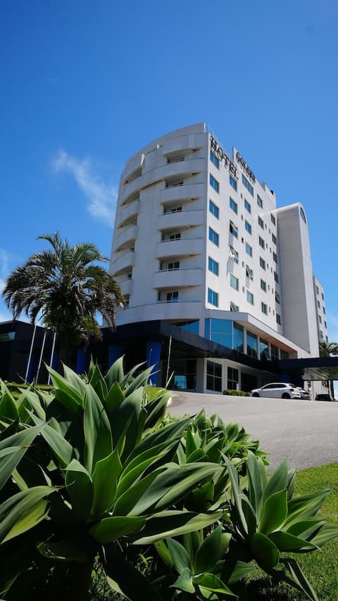 Favorita Golden Hotel e Eventos