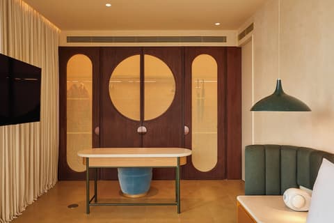 The Standard, Bangkok Mahanakhon