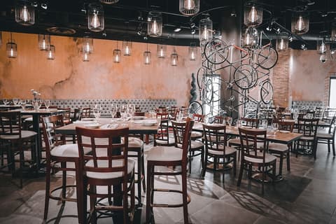 Ahern Hotel Las Vegas, Dining