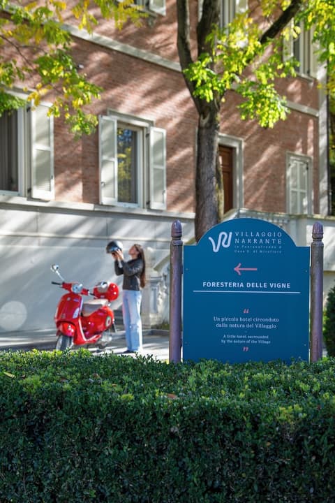 Villaggio Narrante - Foresteria Delle Vigne, Scooter/moped