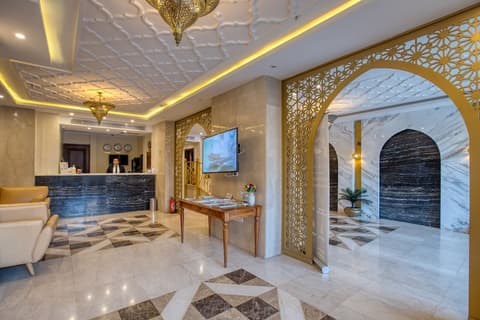Mamlouk Pyramids Hotel