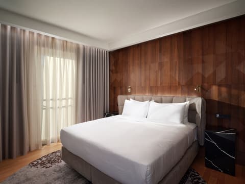 Iceland Parliament Hotel, Curio Collection By Hilton, Room