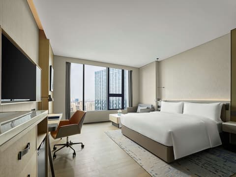 DoubleTree by Hilton Chengdu Riverside - Close to Panda Base and Chengdu East Railway
